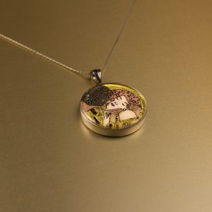 GemsArt Pendant : The Kiss, Famous Arts Collection 30 mm.