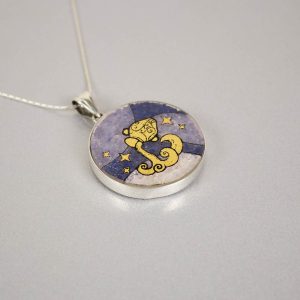 GemsArt Pendant : Aquarius, 12 Zodiacs Collection 30 mm.