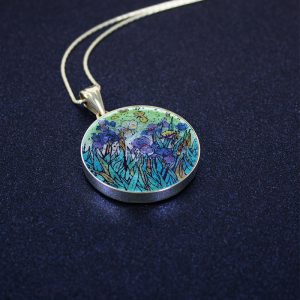 GemsArt Pendant : The Iris, Famous Arts Collection 30 mm.