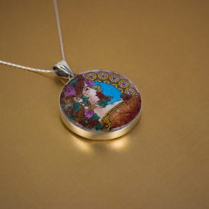 GemsArt Pendant : Ivy, Famous Arts Collection 30 mm.